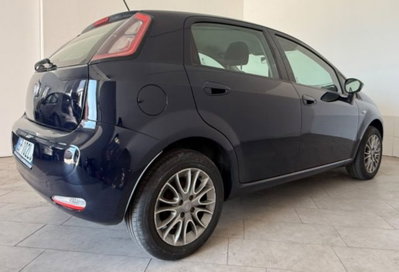 Fiat Punto 1.4 S&S 8V Dualogic 5 porte Racing (6)