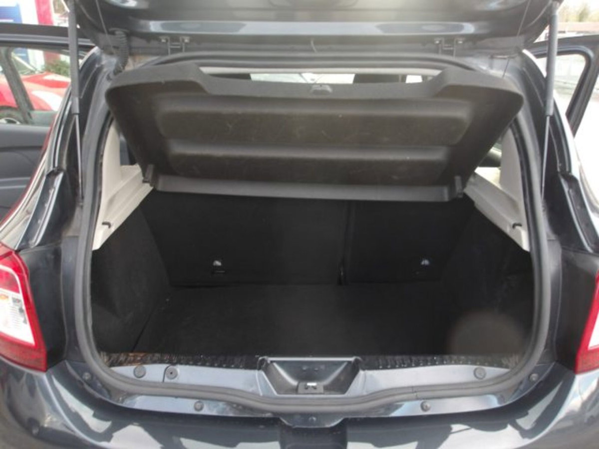 Dacia Sandero Stepway 0.9 TCe 90 CV Comfort (15)