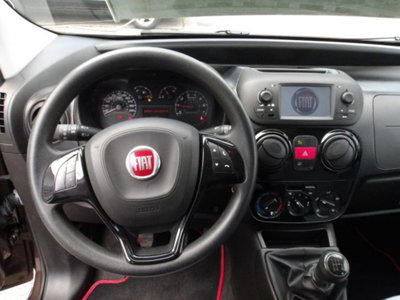 Fiat Qubo 1.4 8V 77 CV Lounge (12)