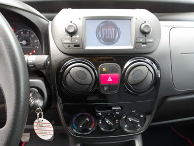Fiat Qubo 1.4 8V 77 CV Lounge (13)
