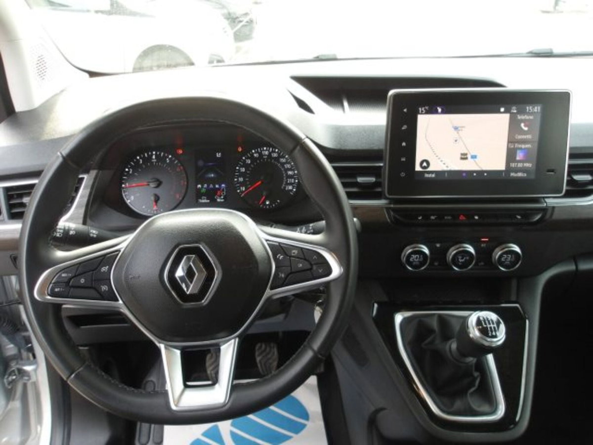 Renault Kangoo 1.3 tce Equilibre 100cv (18)
