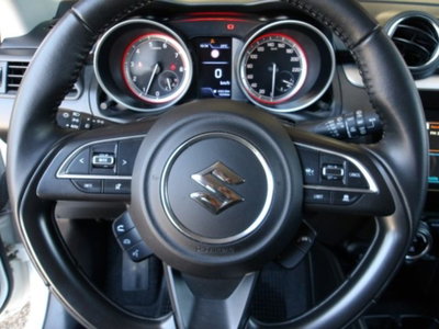 Suzuki Swift 1.2h Top 2wd (13)