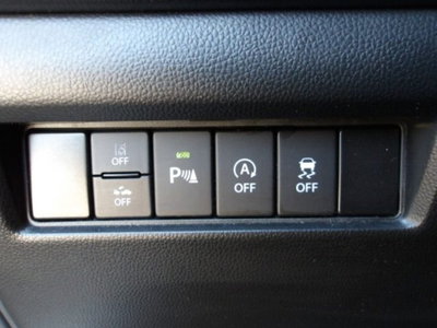 Suzuki Swift 1.2h Top 2wd (14)