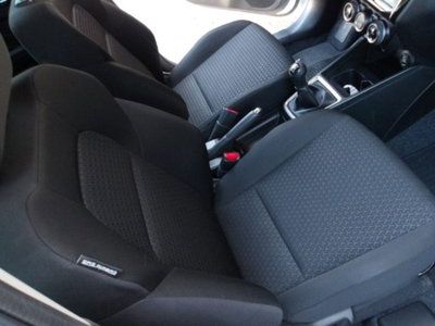 Suzuki Swift 1.2h Top 2wd (18)