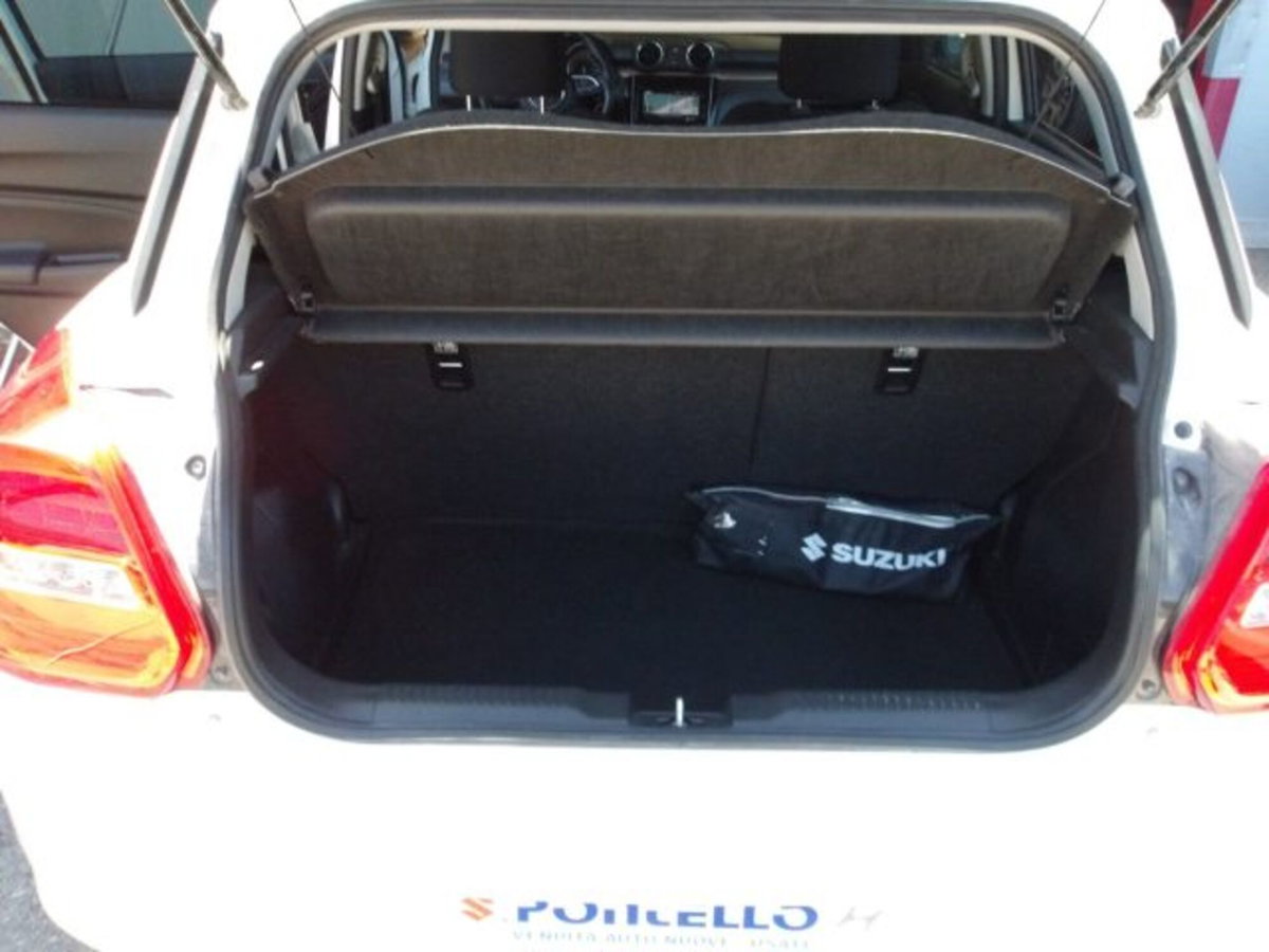 Suzuki Swift 1.2h Top 2wd (20)