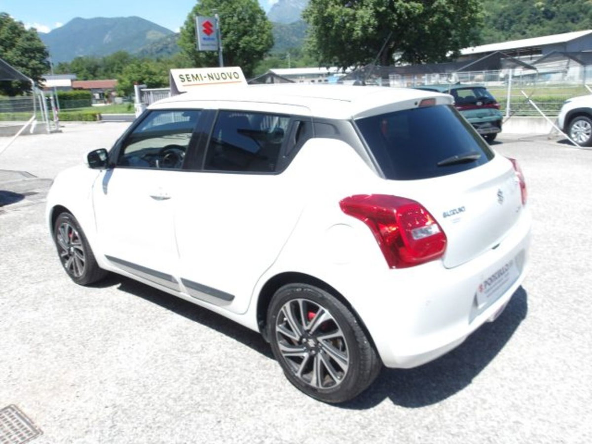 Suzuki Swift 1.2h Top 2wd (3)