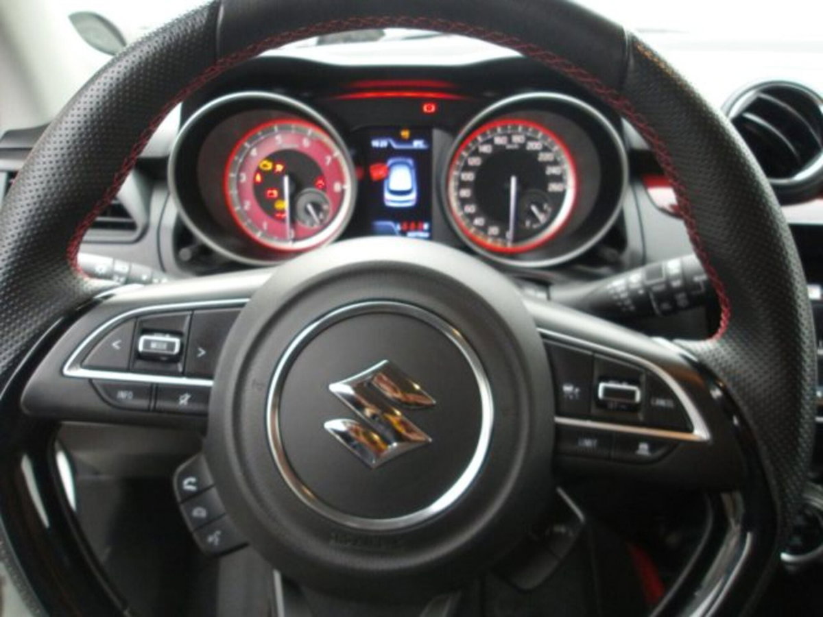 Suzuki Swift 1.4h Sport 2wd (15)