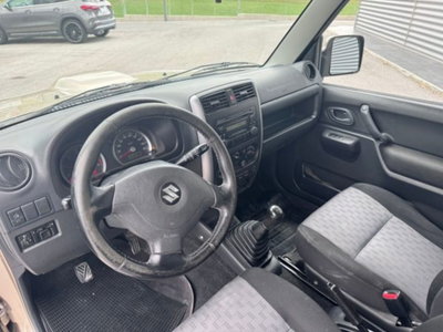 Suzuki Jimny 1.5 DDiS cat 4WD JLX Più (10)