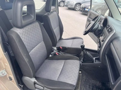 Suzuki Jimny 1.5 DDiS cat 4WD JLX Più (15)