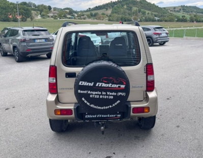 Suzuki Jimny 1.5 DDiS cat 4WD JLX Più (6)