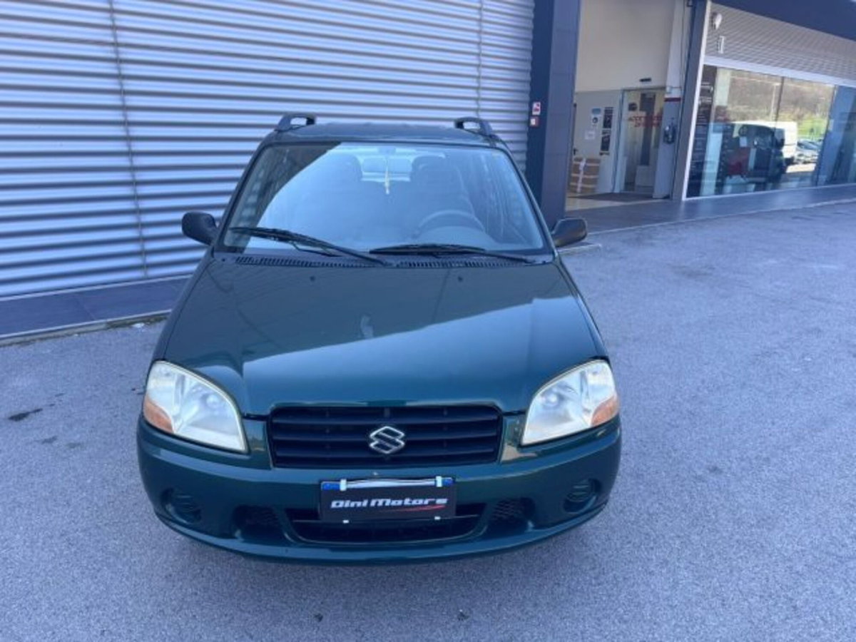 Suzuki Ignis 1.3i 16V cat 4WD GL (2)