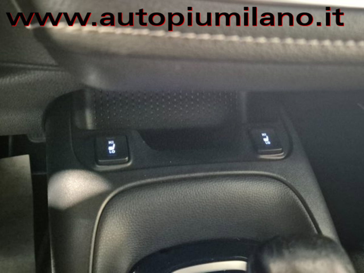 Toyota Corolla Touring Sports 1.8 Hybrid Business (15)
