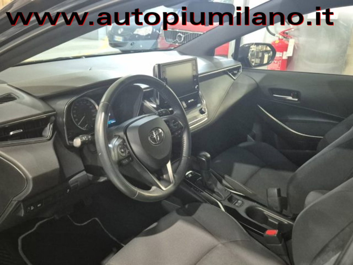 Toyota Corolla Touring Sports 1.8 Hybrid Business (6)