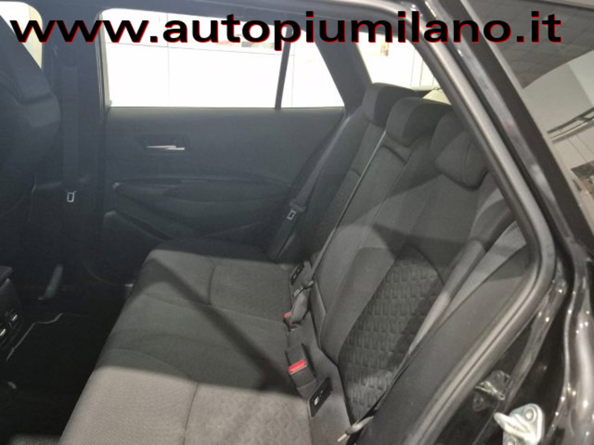 Toyota Corolla Touring Sports 1.8 Hybrid Business (8)