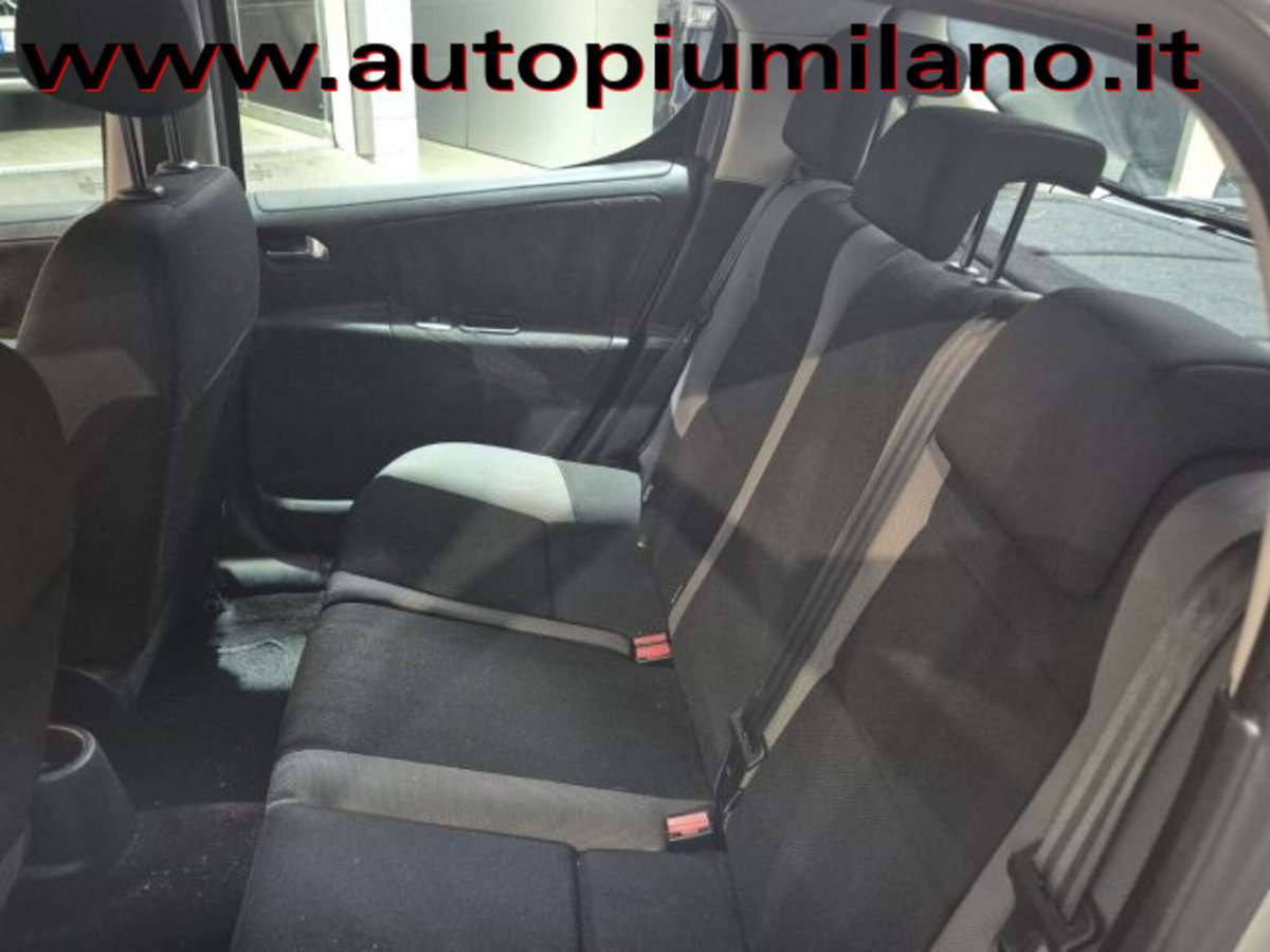 Peugeot 207 88CV 5p. X Line (5)