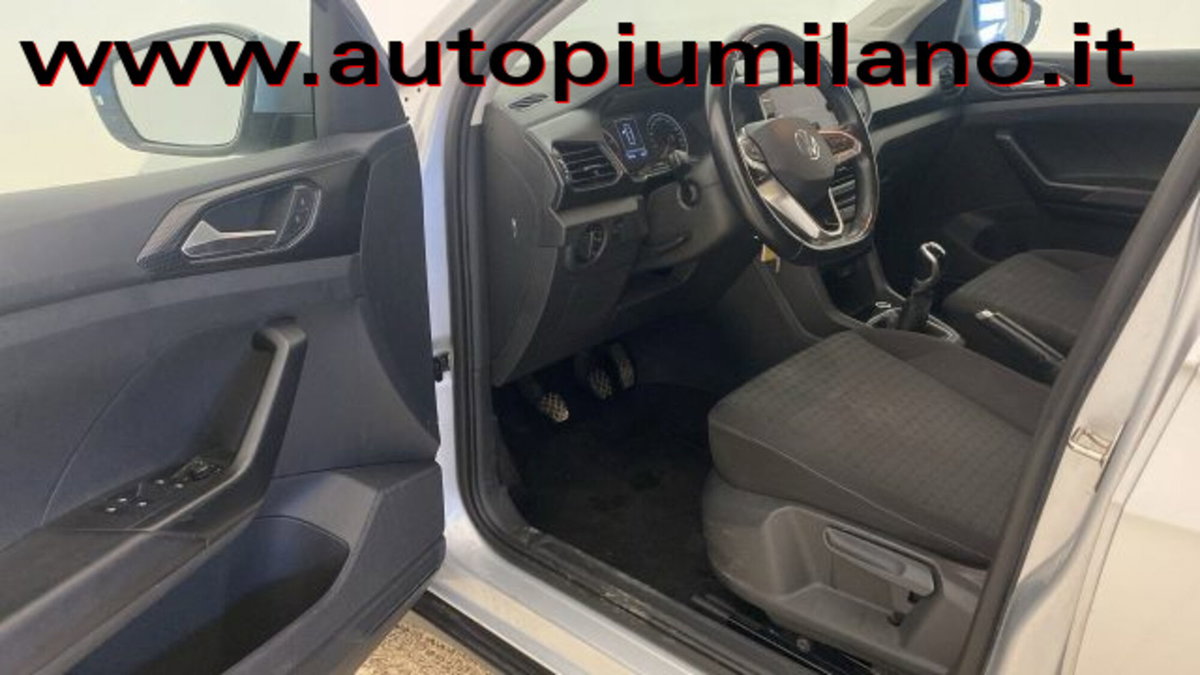 Volkswagen T-Cross 1.0 TSI Style BMT (7)