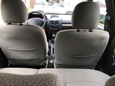 Renault Clio Storia 1.2 5 porte (13)