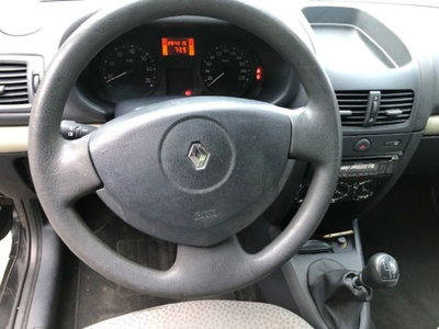 Renault Clio Storia 1.2 5 porte (9)