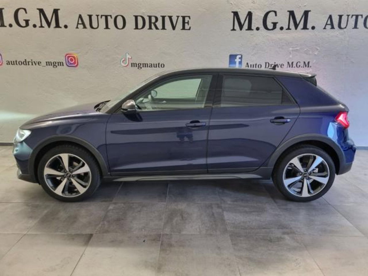 Audi A1 allstreet allstreet 30 TFSI S tronic Identity Contrast (2)