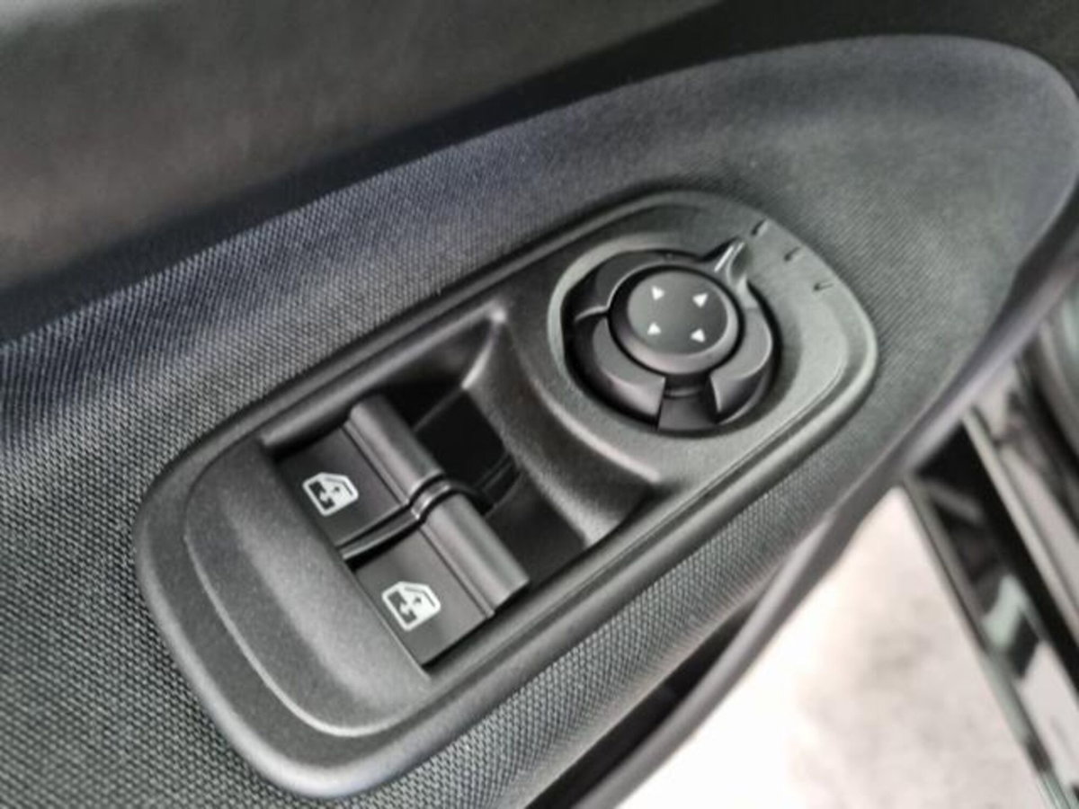 Fiat 500 1.0 hybrid Icon (15)