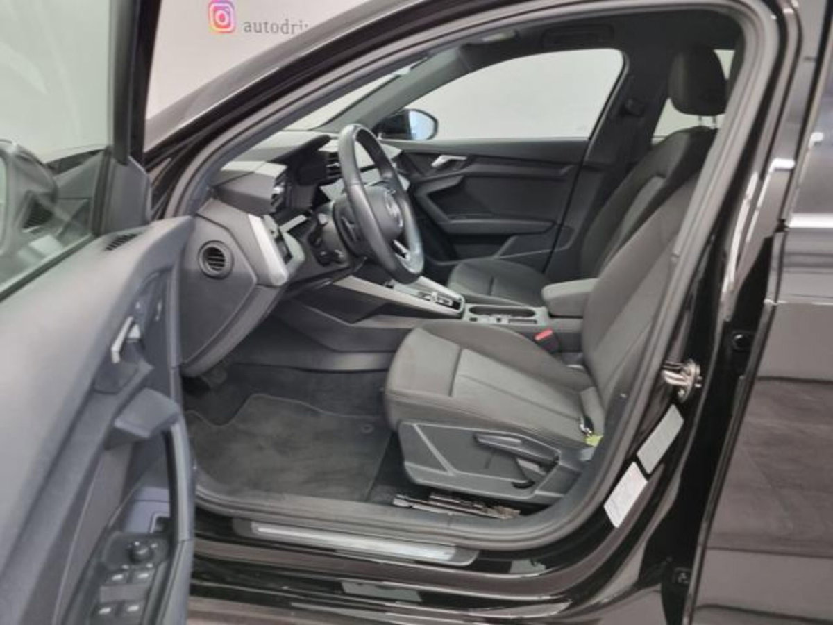 Audi A3 Sportback 40 TFSI e S tronic Business Advanced (9)