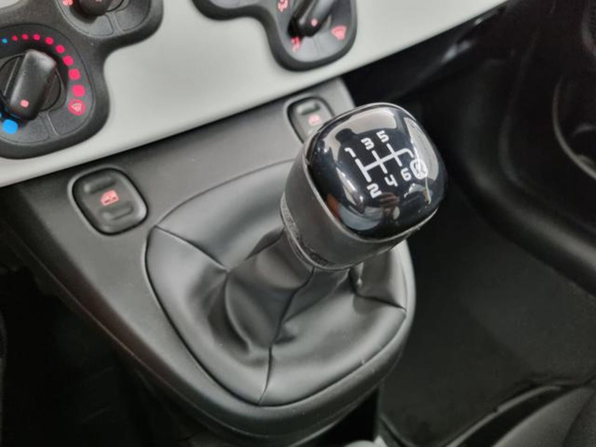 Fiat Panda Cross 1.0 firefly hybrid Cross s&s 70cv 5p.ti (17)