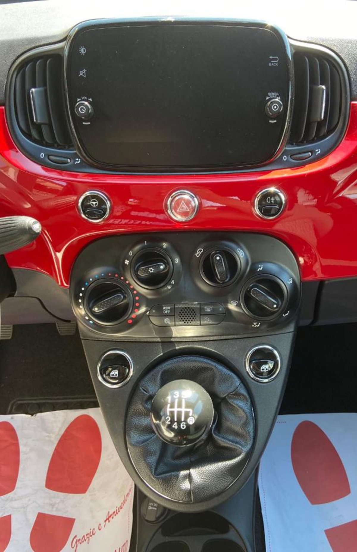 Fiat 500 1.0 Hybrid Dolcevita (13)
