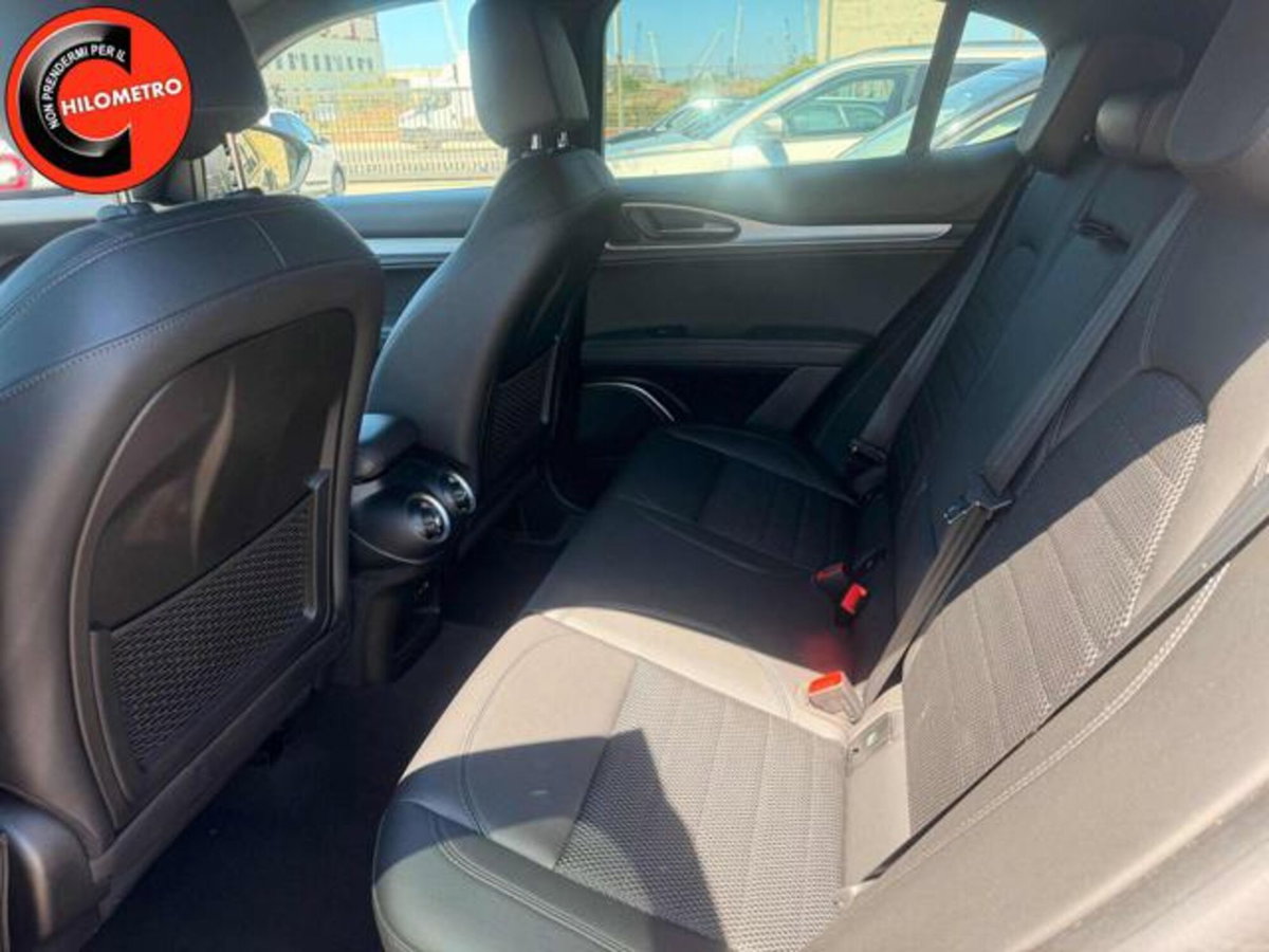 Alfa Romeo Stelvio Stelvio 2.2 Turbodiesel 190 CV AT8 Q4 Sprint (13)