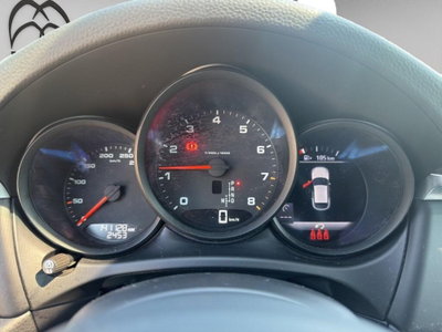 Porsche Macan 2.0 (11)
