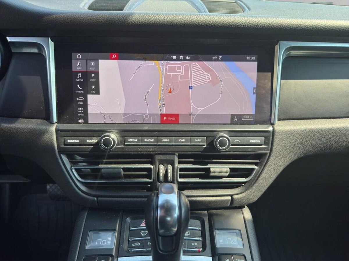 Porsche Macan 2.0 (12)