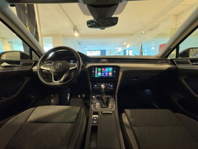 Volkswagen Passat 2.0 tdi scr R-Line 150cv dsg (8)