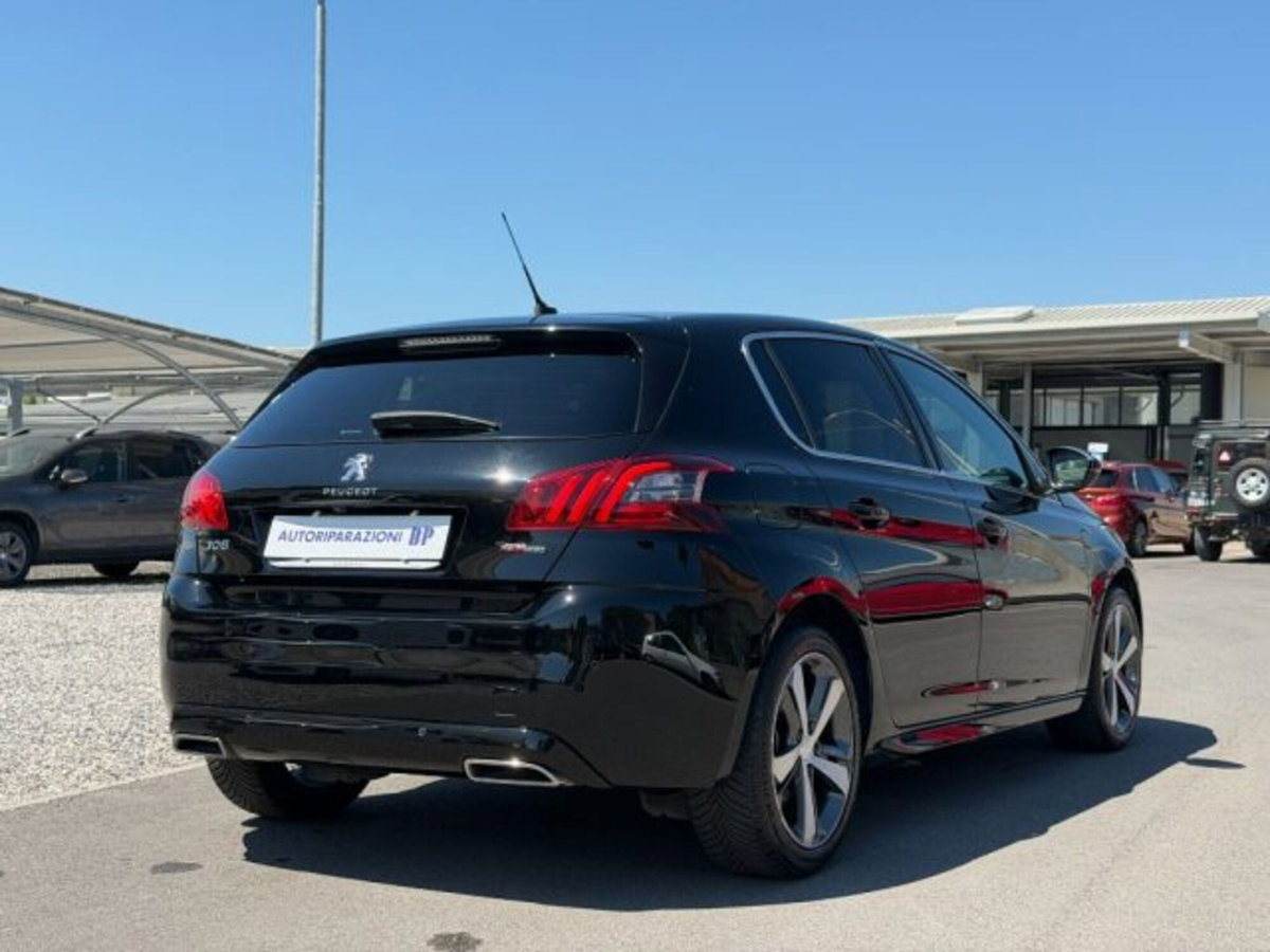 Peugeot 308 PureTech Turbo 130 S&S EAT8 GT Line (6)