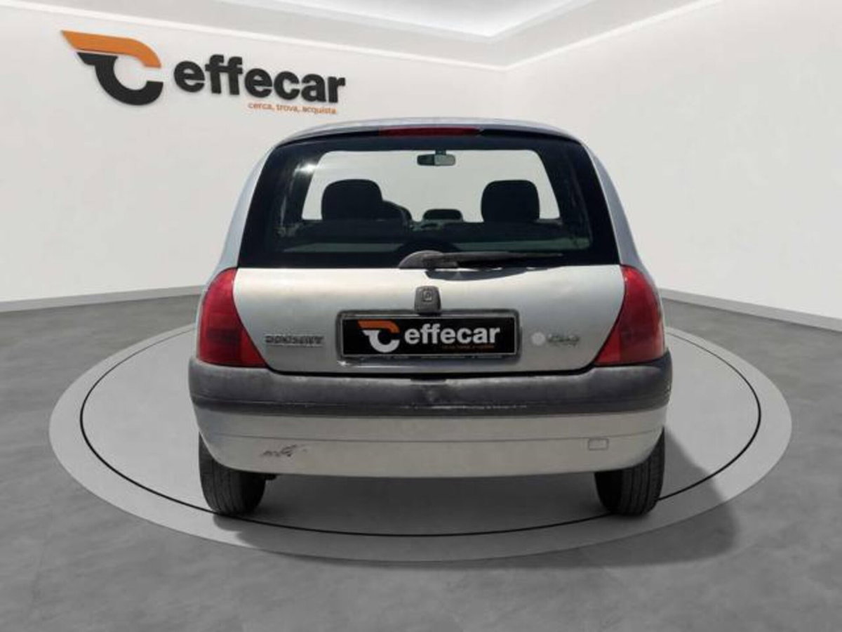 Renault Clio 1.2 cat 3 porte RXE (5)