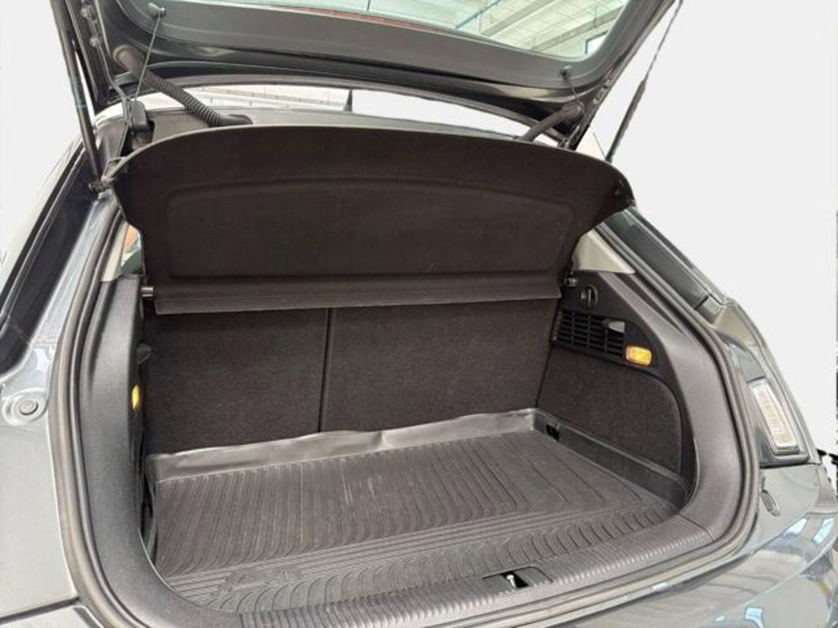 Audi A1 Sportback 2.0 TDI Ambition (14)