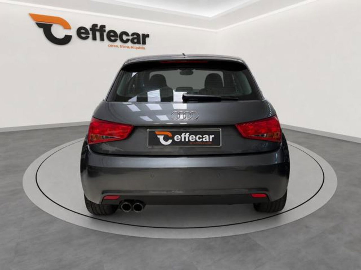 Audi A1 Sportback 2.0 TDI Ambition (5)
