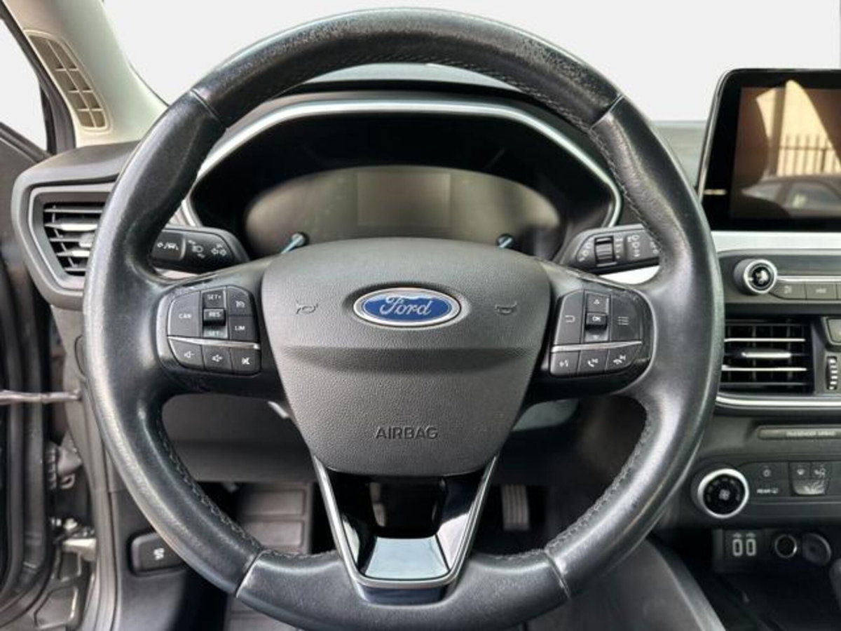 Ford Focus 1.5 EcoBlue 120 CV 5p. Business (8)