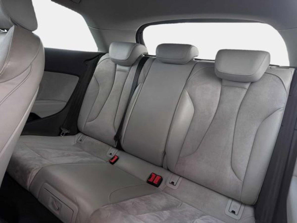 Audi A3 2.0 TDI 184 CV quattro S tronic (13)