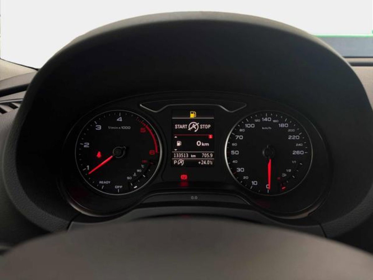 Audi A3 2.0 TDI 184 CV quattro S tronic (9)