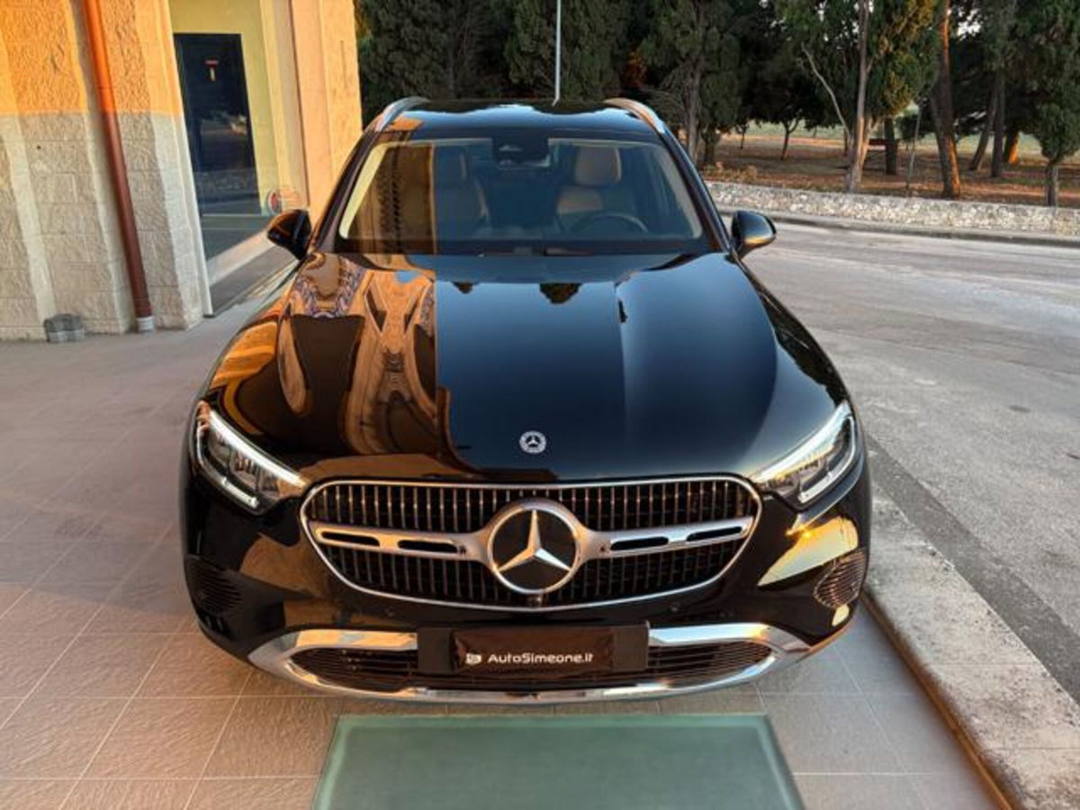 Mercedes-Benz GLC Coupé 200 d Advanced 4matic auto (2)