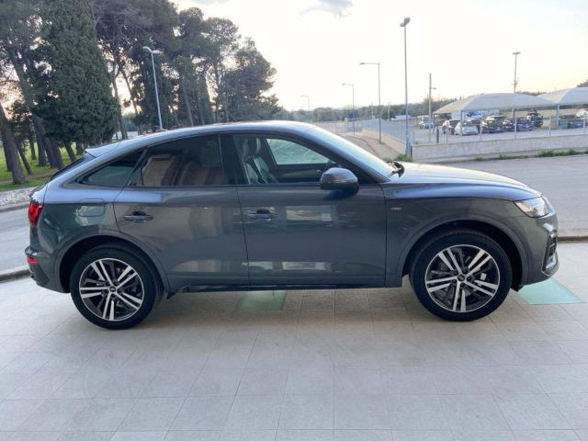 Audi Q5 Sportback 40 2.0 tdi mhev 12V S line Plus quattro s-tronic (4)