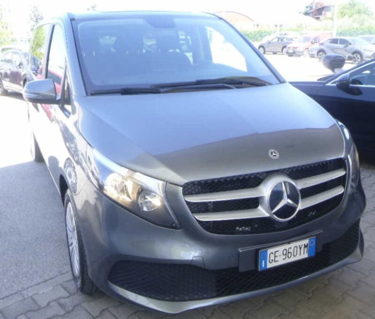 Mercedes-Benz Classe V 220 d Automatic 4Matic Executive Compact (2)