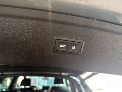 Audi Q5 40 2.0 tdi mhev 12V Identity Black quattro s-tronic (12)