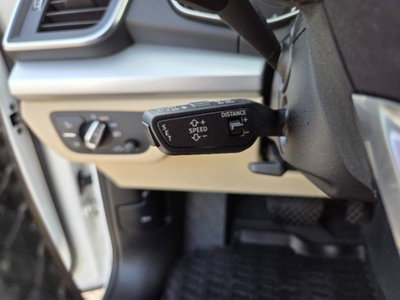 Audi Q5 50 TFSI e quattro S tronic Business Design (15)