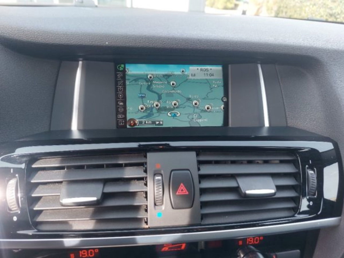 BMW X3 xDrive30dA 258CV Business Advantage Aut. (11)