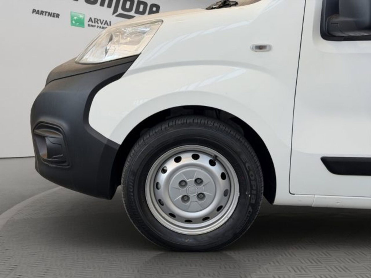 Fiat Fiorino Furgone cargo 1.3 mjt 95cv Adventure (19)