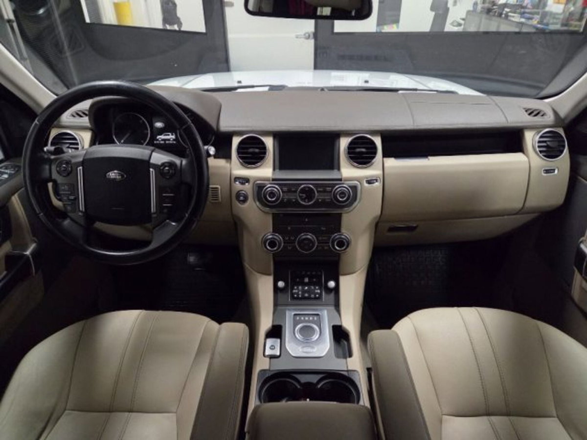 Land Rover Discovery 4 3.0 TDV6 211CV HSE (9)