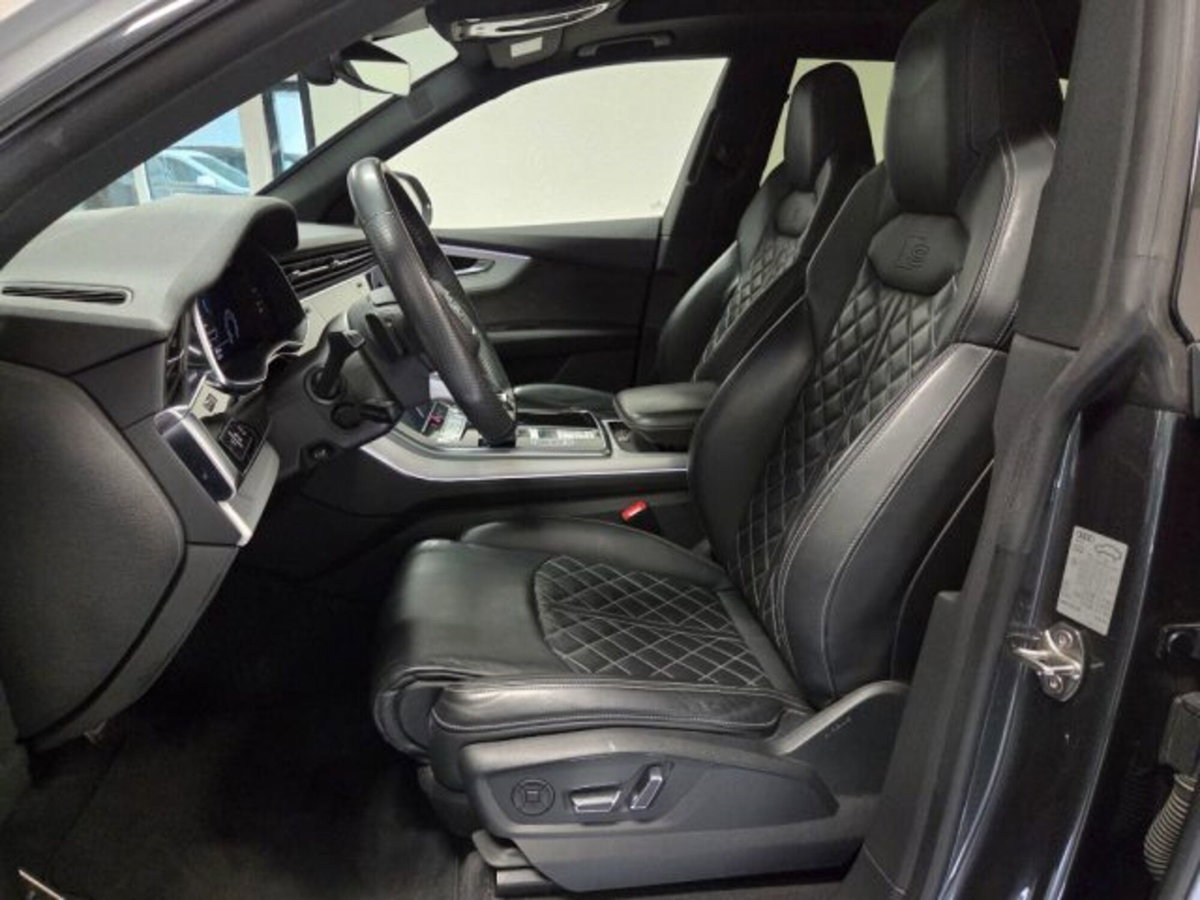 Audi Q8 Sportback 50 quattro (10)
