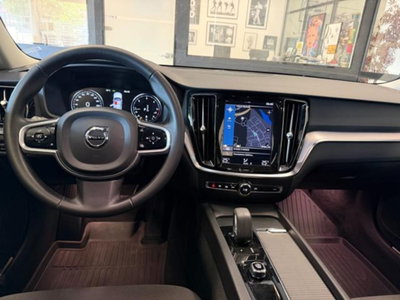 Volvo V60 Cross Country B4 (d) AWD Geartronic Business Pro Line (10)