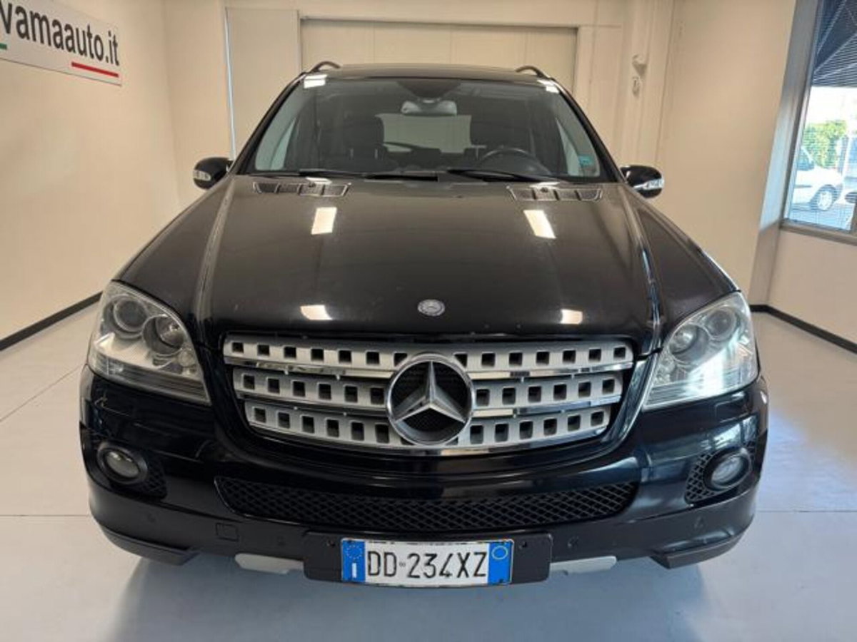 Mercedes-Benz Classe ML 320 CDI Chrome (2)