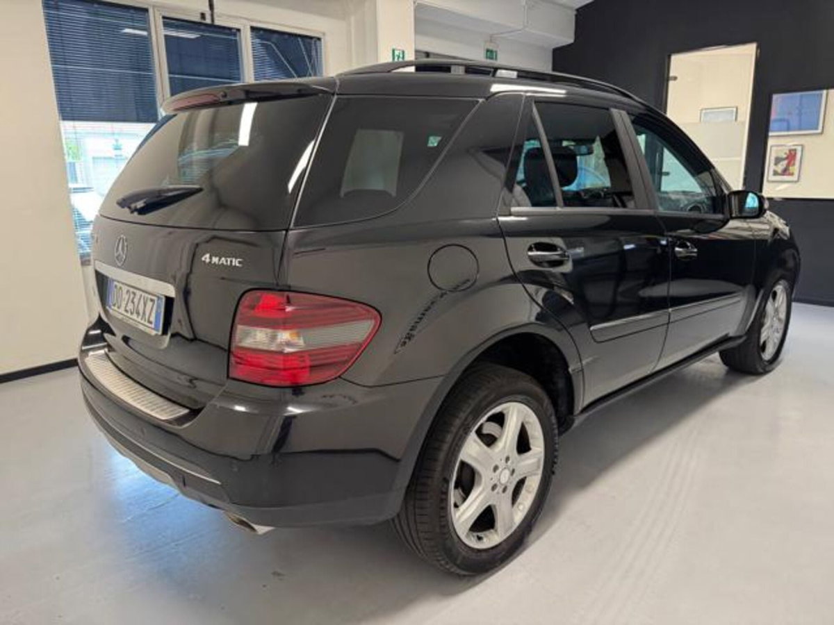 Mercedes-Benz Classe ML 320 CDI Chrome (5)